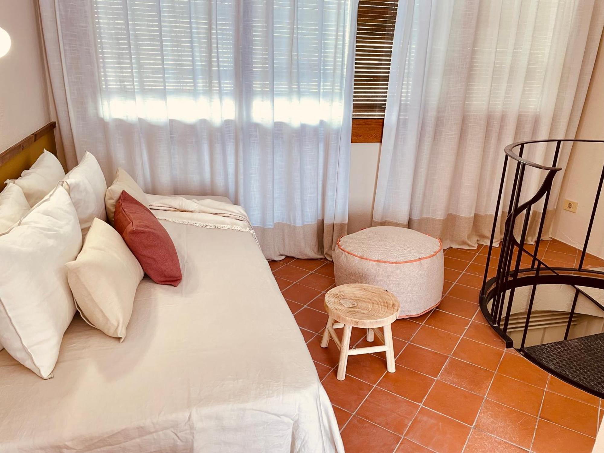 Apartaments Can Gibert Castello  D'Empuries Exterior foto