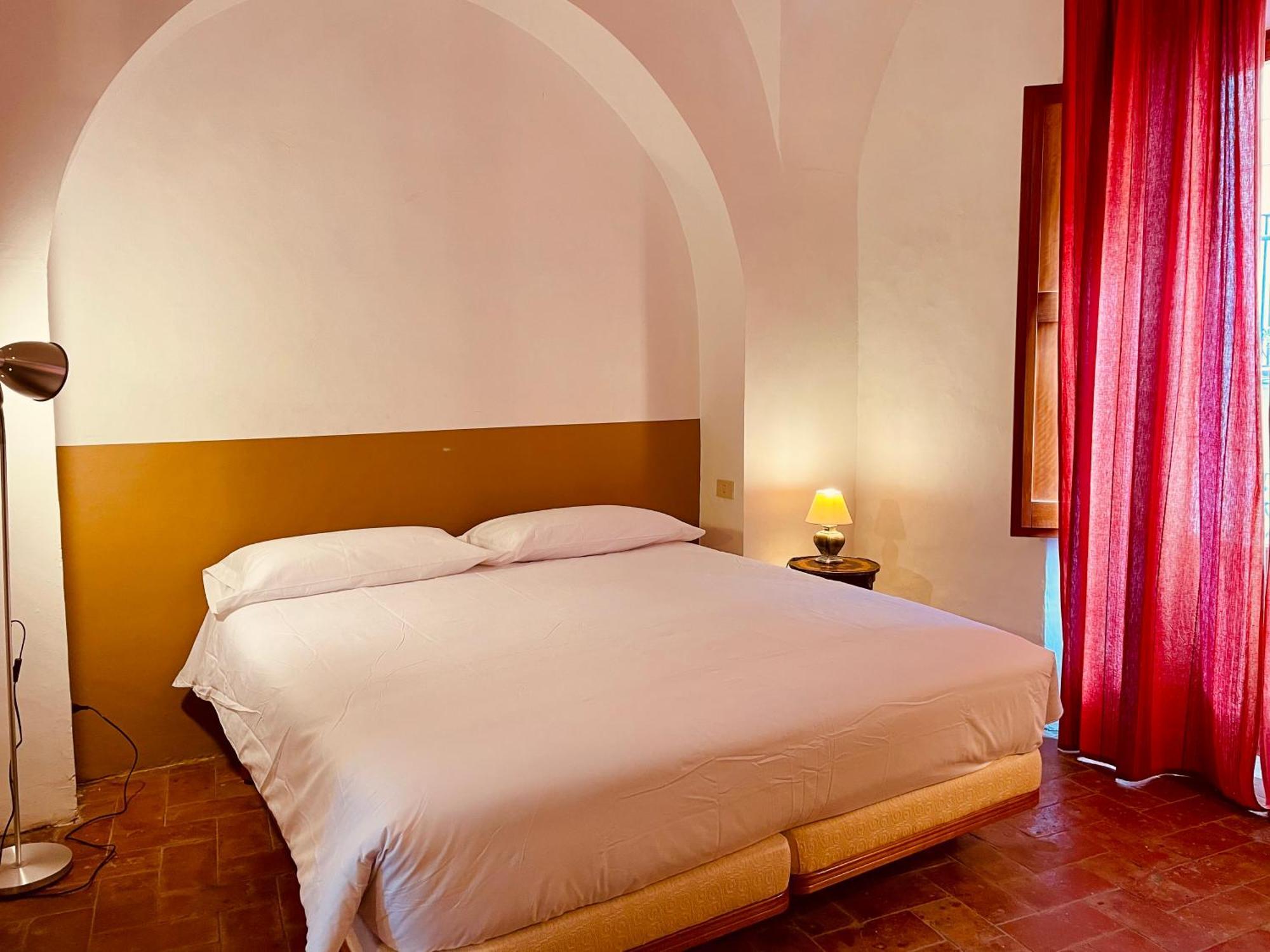 Apartaments Can Gibert Castello  D'Empuries Exterior foto