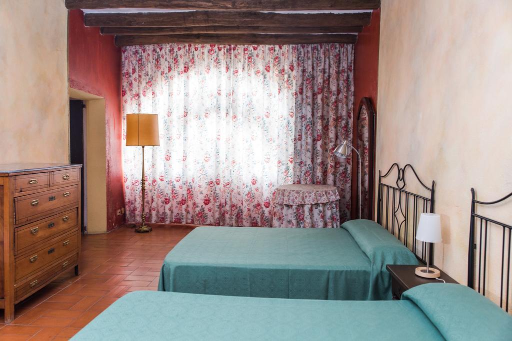 Apartaments Can Gibert Castello  D'Empuries Exterior foto