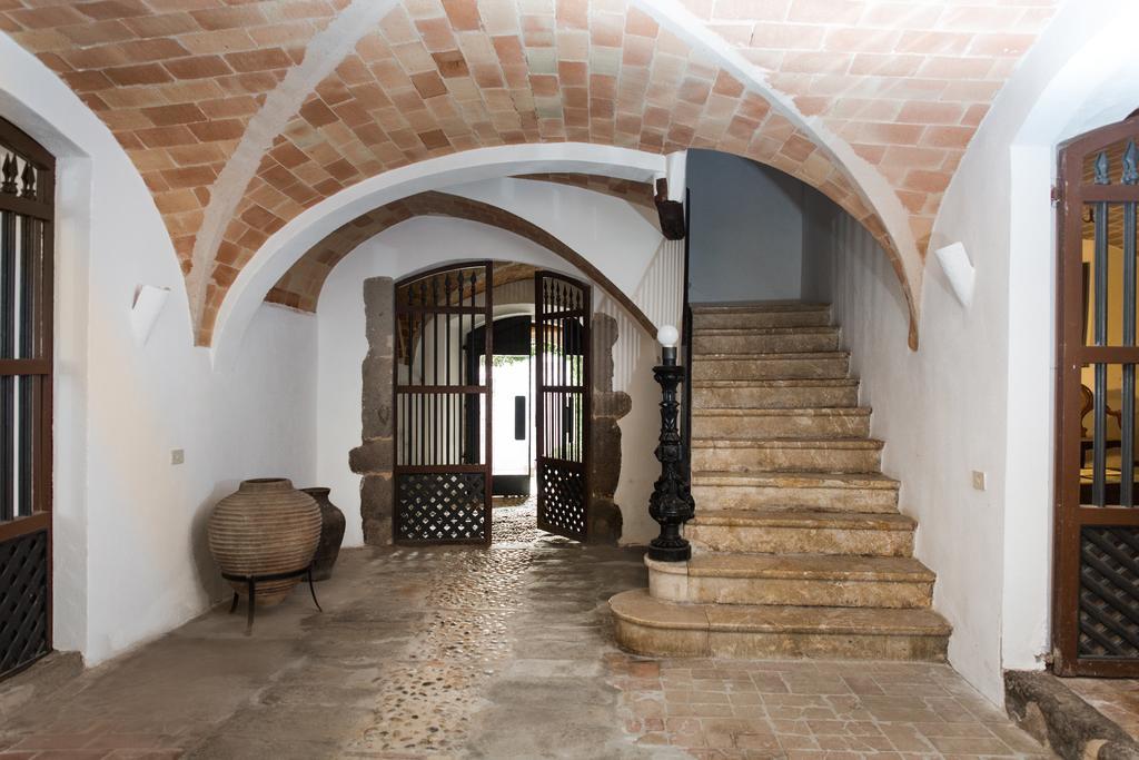 Apartaments Can Gibert Castello  D'Empuries Exterior foto