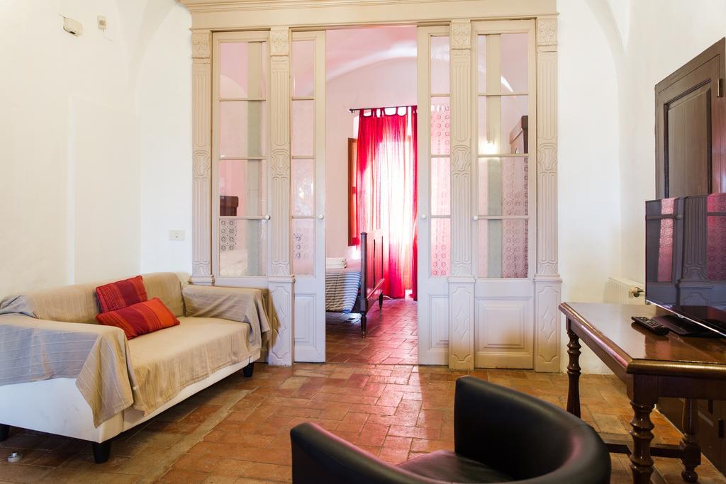 Apartaments Can Gibert Castello  D'Empuries Exterior foto
