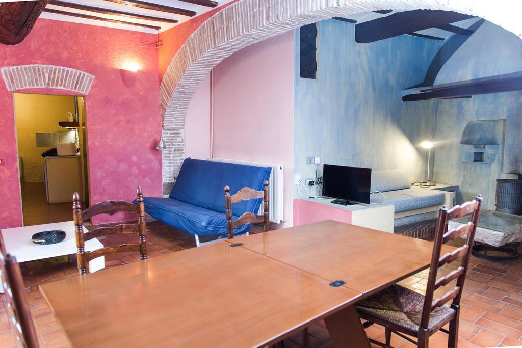 Apartaments Can Gibert Castello  D'Empuries Exterior foto